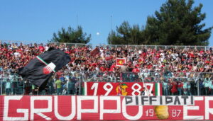 ultras-barletta-gruppo-erotico