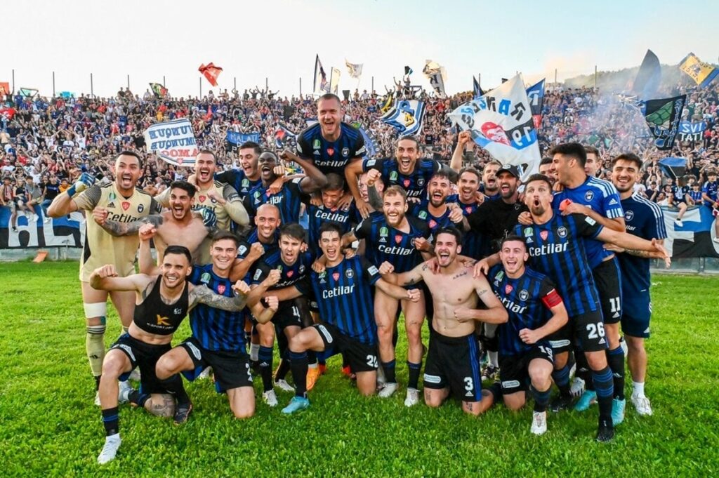 pisa sporting club giocatori tifosi stagione 2021 2022 serie b
