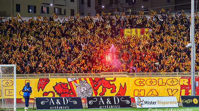 ultras-catanzaro-215721.660x368