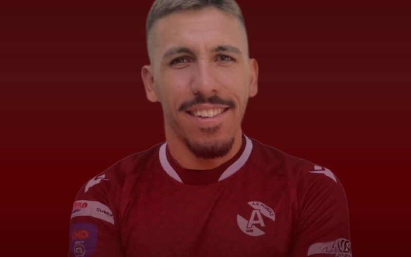 De Caro