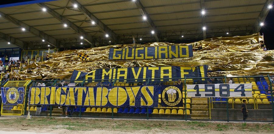 tifosi-giugliano-e1697196217895