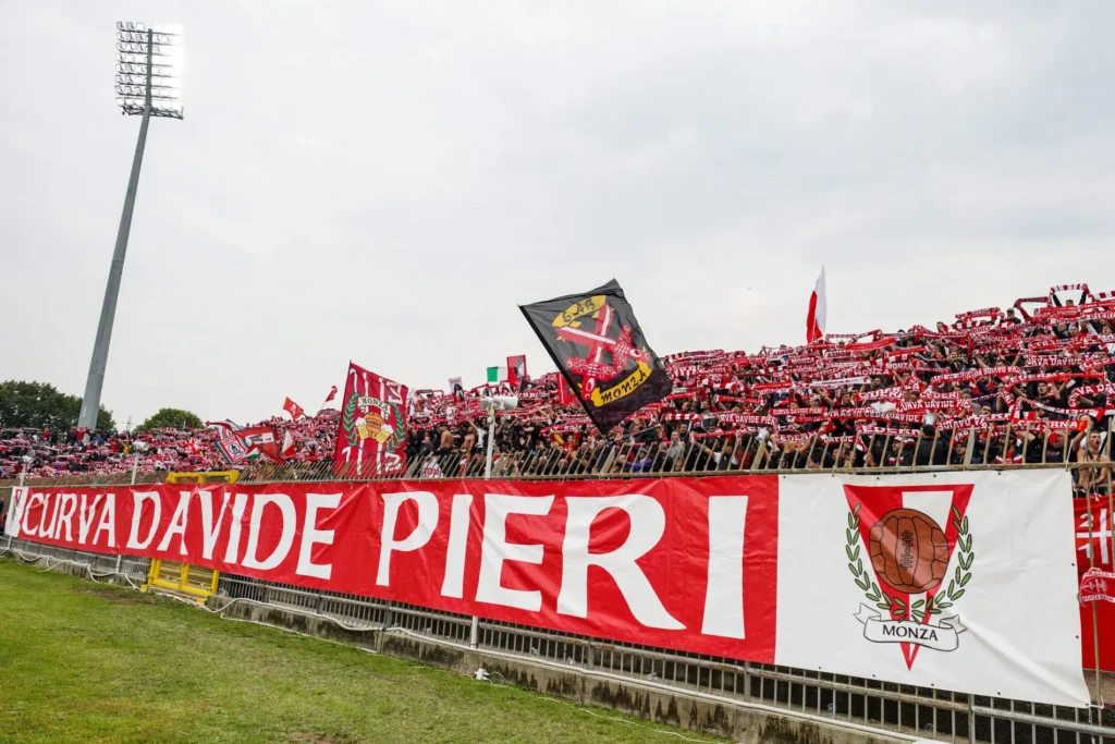 v6t9pnsc6q3t9vk8ua0mvs7gnu_2022-10-09_2342472_ac-monza-vs-spezia-calcio-25893